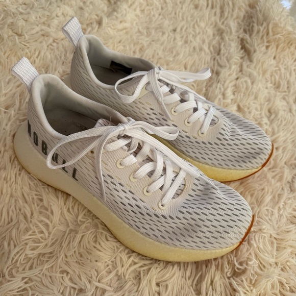 Nobull journey’s sneakers running athletic shoes mesh upper white SZ 9.5 - Picture 1 of 10